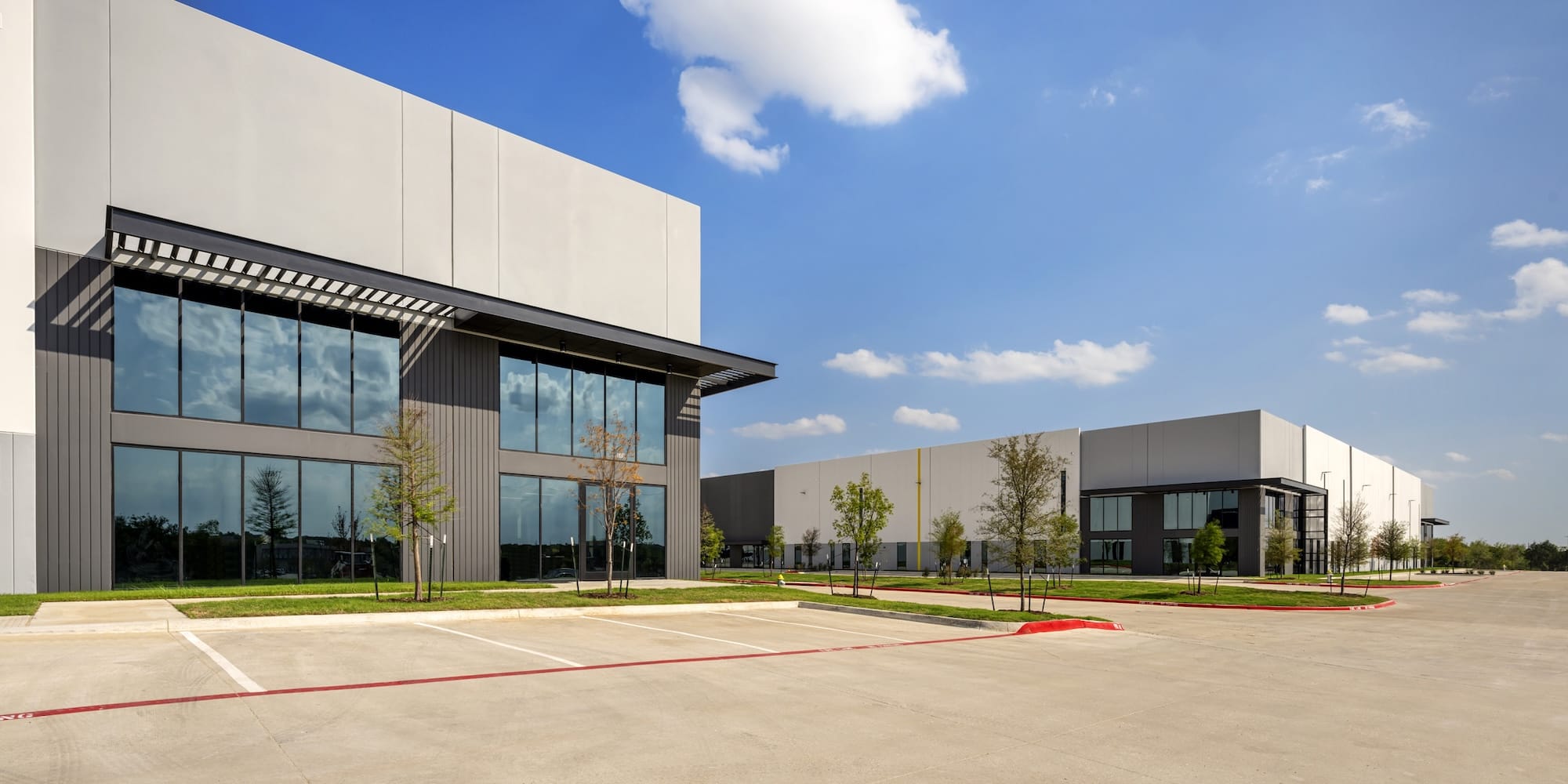 Mesquite 635 Exterior Building